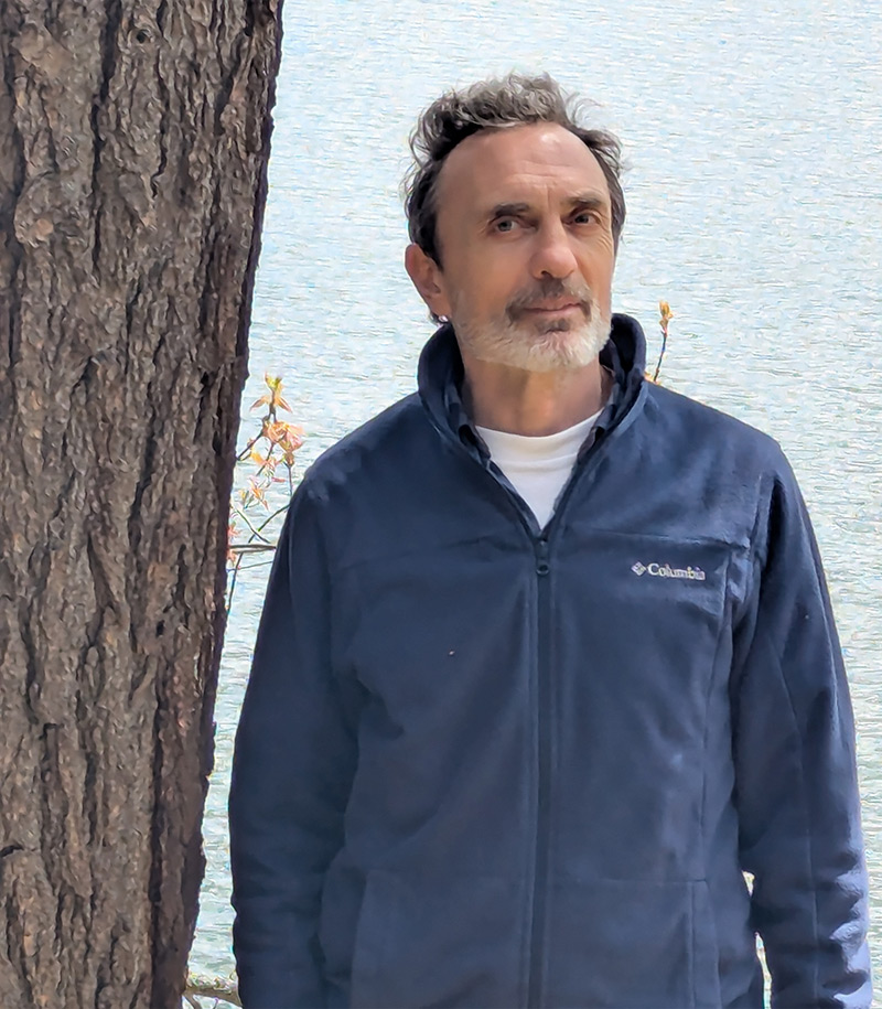 Michel Arnaboldi - À propos